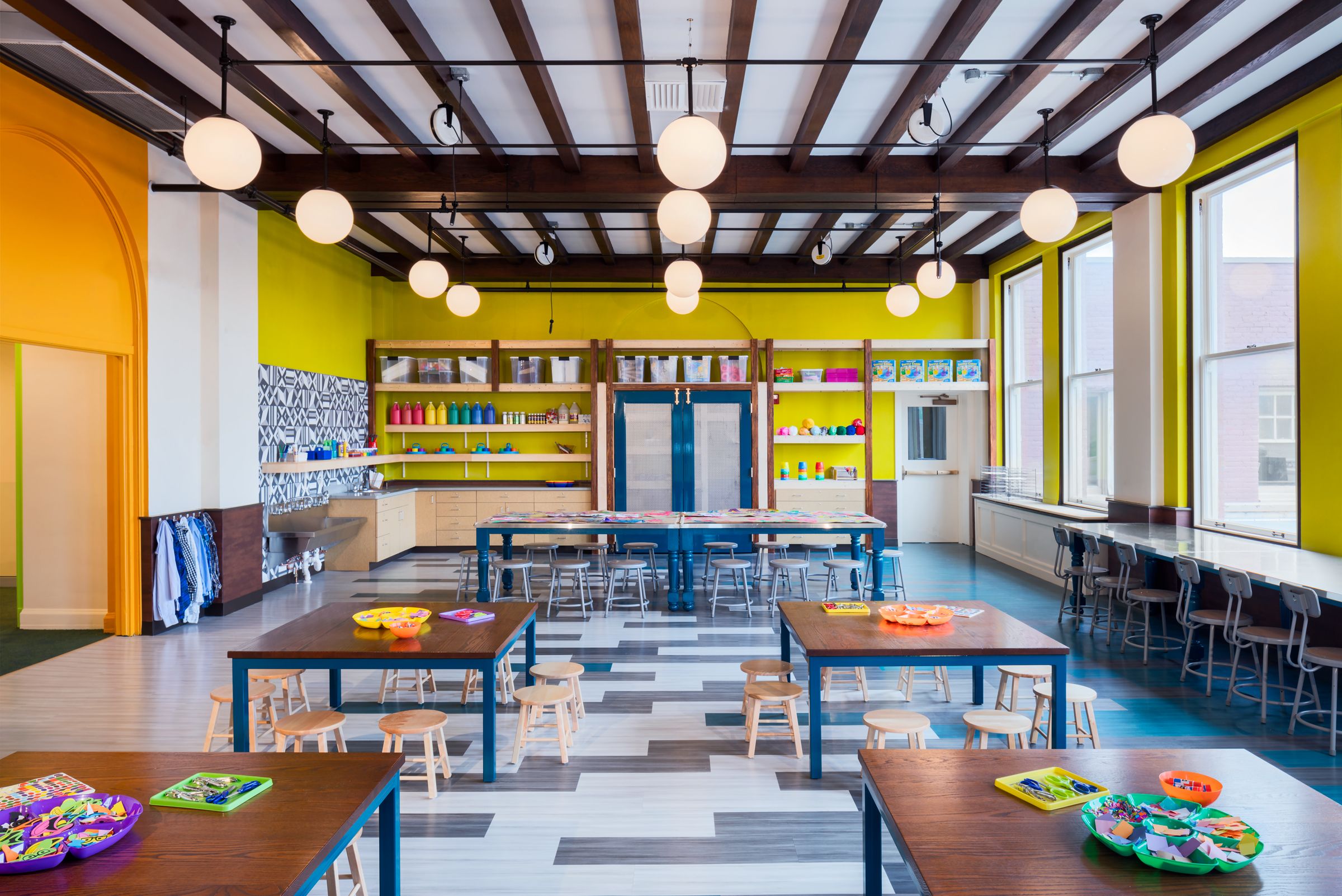 Abstract wavy lines with subtle lighting